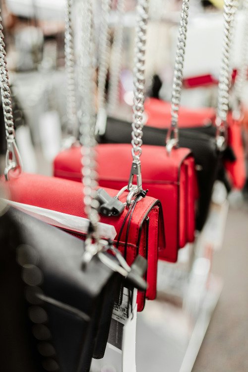 Bolsas en una tienda de moda Tenerife